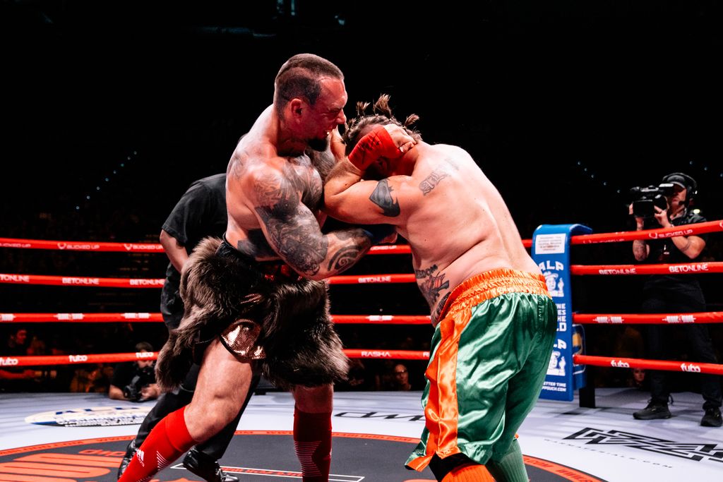 Kratos vs Walker fight photo